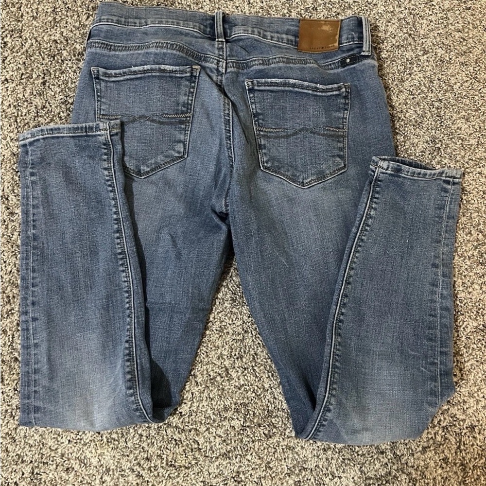 Lucky Brand Medium Wash Denim Jeans - Picture 3 of 3